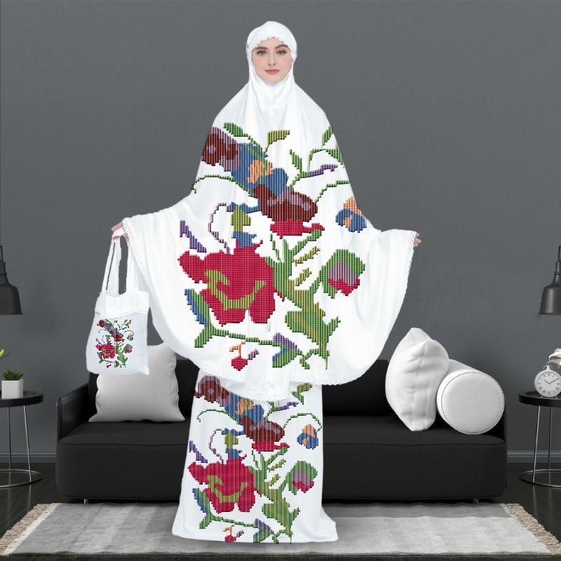 Mukena Batik: Pakaian Sholat Bermotif Batik yang Anggun